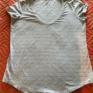 lululemon athletica Gray Short Sleeve Tee